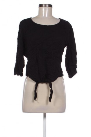 Dámská halenka VILA, Velikost M, Barva Černá, Cena  149,00 Kč