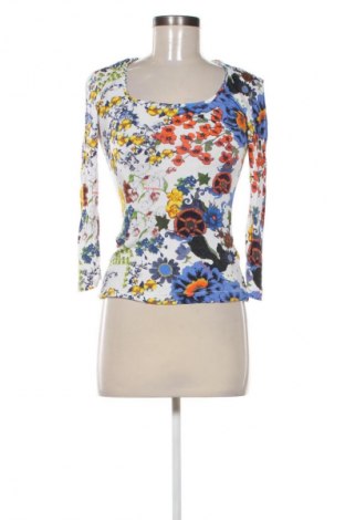 Дамска блуза Versace Jeans, Размер XS, Цвят Многоцветен, Цена 123,00 лв.