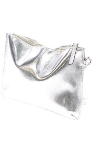 Damska torebka ASOS, Kolor Srebrzysty, Cena 62,92 zł