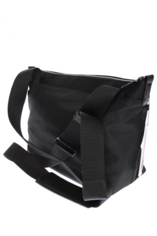 Дамска чанта Calvin Klein, Цвят Черен, Цена 169,99 лв.