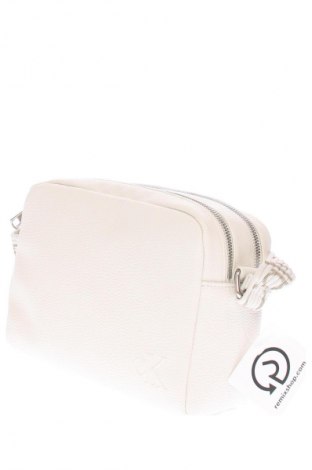 Дамска чанта Calvin Klein Jeans, Цвят Бежов, Цена 112,99 лв.