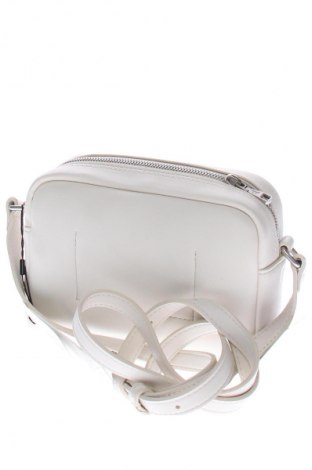 Damska torebka Calvin Klein Jeans, Kolor ecru, Cena 237,99 zł