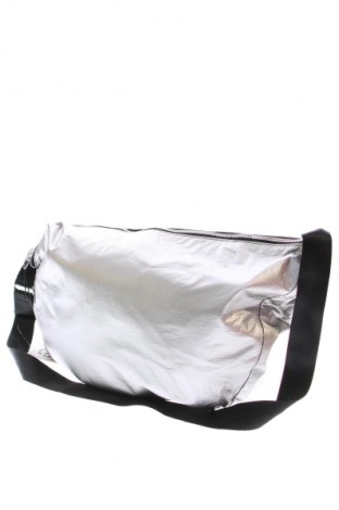 Damska torebka H&M Sport, Kolor Srebrzysty, Cena 44,94 zł