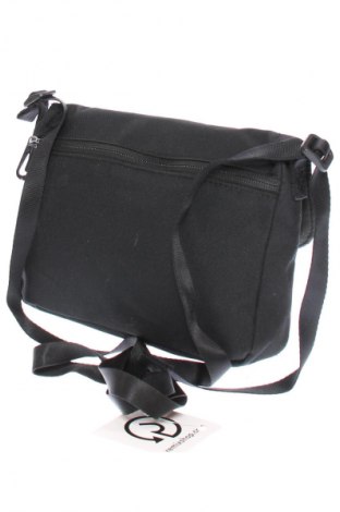 Dámská kabelka  Nike, Barva Černá, Cena  1 039,00 Kč