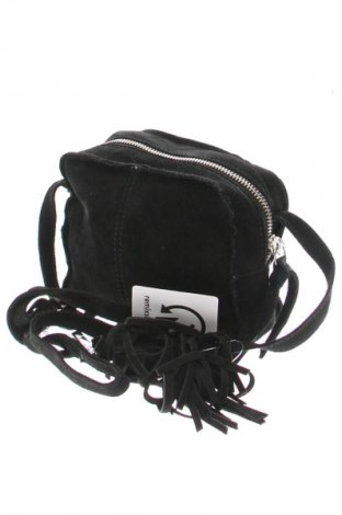 Damska torebka Pieces, Kolor Czarny, Cena 157,31 zł