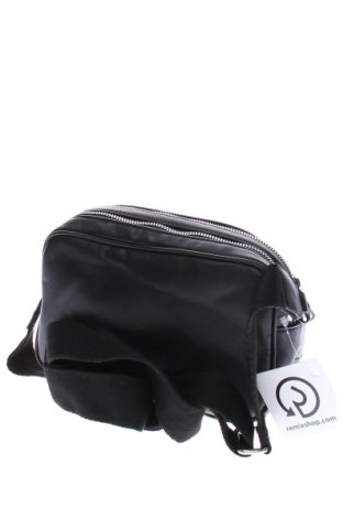 Damska torebka Primark, Kolor Czarny, Cena 61,99 zł