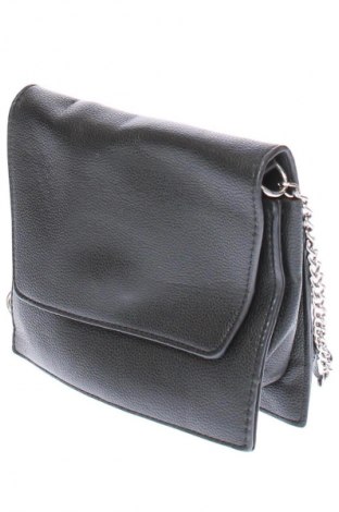 Damska torebka Pull&Bear, Kolor Czarny, Cena 66,99 zł