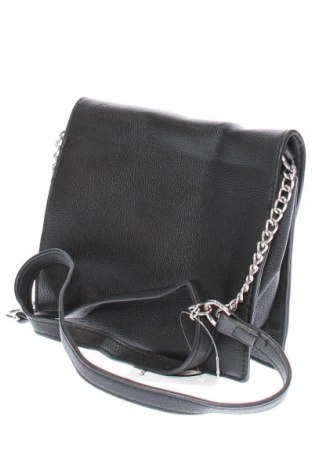 Damska torebka Pull&Bear, Kolor Czarny, Cena 66,99 zł