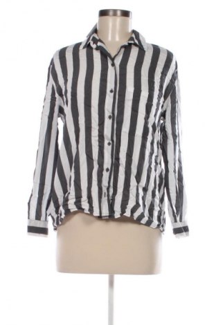 Γυναικείο πουκάμισο Bershka, Μέγεθος S, Χρώμα Πολύχρωμο, Τιμή 2,99 €