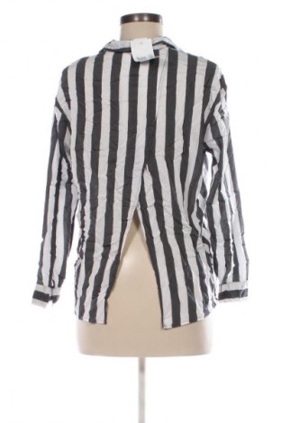 Γυναικείο πουκάμισο Bershka, Μέγεθος S, Χρώμα Πολύχρωμο, Τιμή 2,99 €