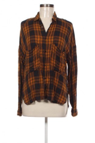 Дамска риза Bershka, Размер M, Цвят Многоцветен, Цена 17,99 лв.