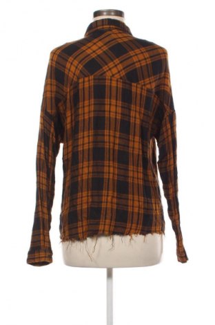 Дамска риза Bershka, Размер M, Цвят Многоцветен, Цена 17,99 лв.