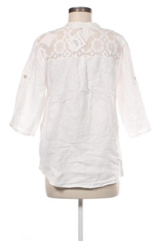 Дамска риза NEW COLLECTION, Размер M, Цвят Бял, Цена 22,99 лв.