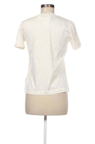 Damen T-Shirt Calvin Klein Jeans, Größe S, Farbe Ecru, Preis 52,99 €