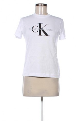 Damen T-Shirt Calvin Klein Jeans, Größe XS, Farbe Weiß, Preis € 45,99