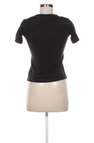 Dámské tričko Champion, Velikost M, Barva Černá, Cena  509,00 Kč