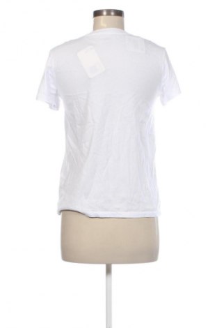 Tricou de femei Levi's, Mărime S, Culoare Alb, Preț 196,99 Lei