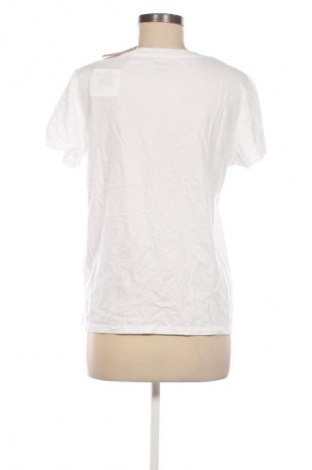 Дамска тениска Levi's, Размер L, Цвят Бял, Цена 50,99 лв.