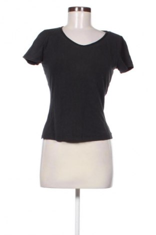 Дамска тениска Marc Cain, Размер M, Цвят Черен, Цена 67,86 лв.