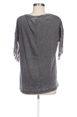Дамска тениска ONLY, Размер L, Цвят Сив, Цена 17,99 лв.