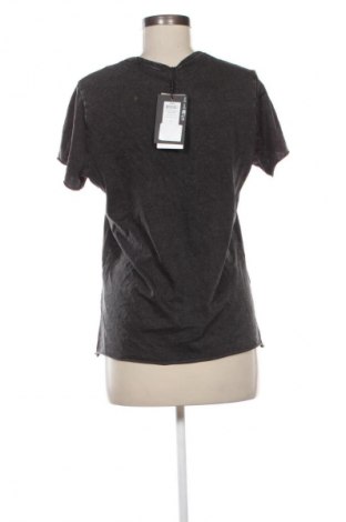 Női póló ONLY, Méret M, Szín Fekete, Ár 8 009 Ft