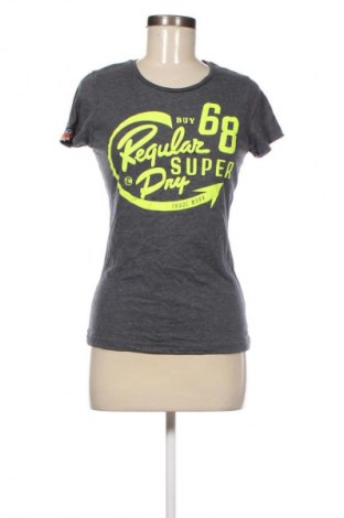 Γυναικείο t-shirt Superdry, Μέγεθος M, Χρώμα Γκρί, Τιμή 14,99 €