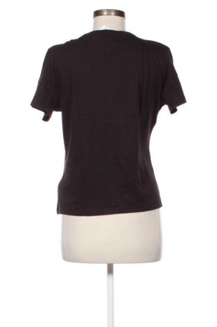 Дамска тениска Tommy Jeans, Размер XL, Цвят Черен, Цена 34,00 лв.