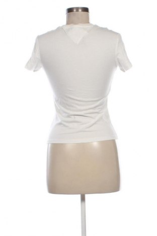 Γυναικείο t-shirt Tommy Jeans, Μέγεθος M, Χρώμα Λευκό, Τιμή 38,99 €