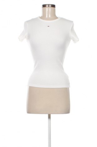 Damen T-Shirt Tommy Jeans, Größe XS, Farbe Weiß, Preis 51,99 €