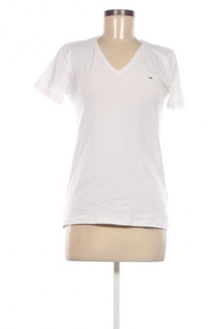 Дамска тениска Tommy Jeans, Размер M, Цвят Бял, Цена 62,99 лв.