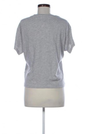 Tricou de femei Tommy Jeans, Mărime S, Culoare Gri, Preț 87,46 Lei