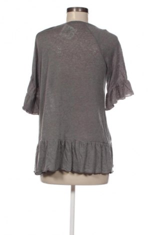 Dámské tričko United Colors Of Benetton, Velikost S, Barva Šedá, Cena  139,00 Kč