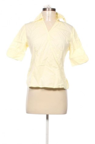 Γυναικείο t-shirt Zero Basic, Μέγεθος M, Χρώμα Κίτρινο, Τιμή 9,99 €