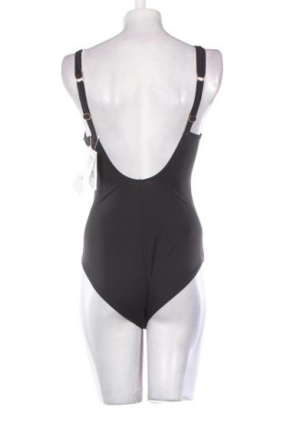 Damen-Badeanzug Triumph, Größe M, Farbe Mehrfarbig, Preis € 83,99