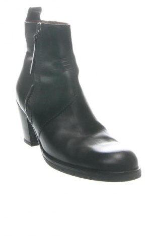 Botine de damă Acne Studios, Mărime 38, Culoare Negru, Preț 1.636,76 Lei