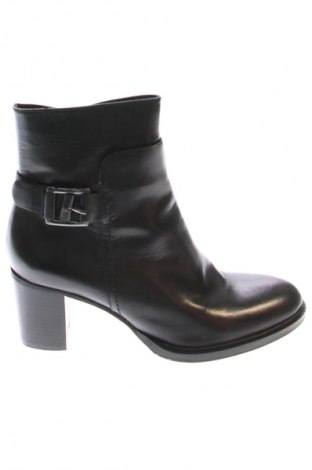Dámské boty  Alesya, Velikost 39, Barva Černá, Cena  3 399,00 Kč