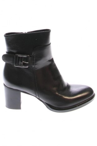 Dámské boty  Alesya, Velikost 37, Barva Černá, Cena  2 229,00 Kč