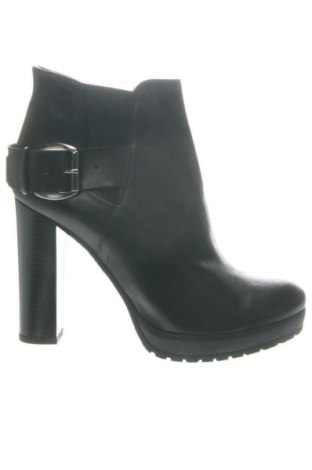 Damen Stiefeletten Alesya, Größe 40, Farbe Schwarz, Preis € 135,55