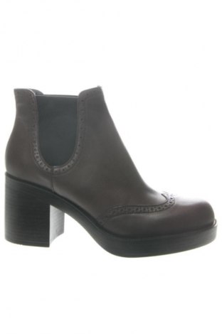 Damen Stiefeletten Alesya, Größe 39, Farbe Braun, Preis € 135,55