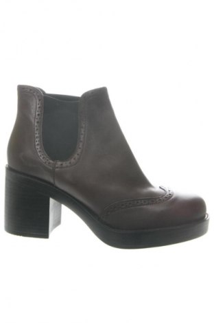Damen Stiefeletten Alesya, Größe 39, Farbe Braun, Preis € 135,55