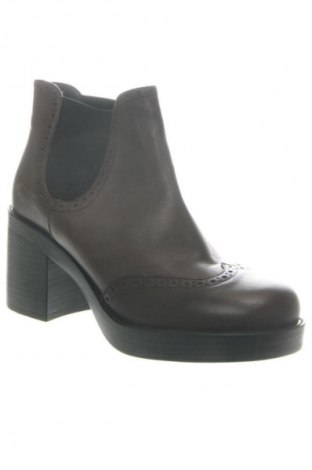 Damen Stiefeletten Alesya, Größe 39, Farbe Braun, Preis € 135,55