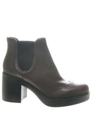 Дамски боти Alesya, Размер 39, Цвят Кафяв, Цена 265,00 лв.
