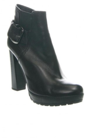 Dámské boty  Alesya, Velikost 37, Barva Černá, Cena  3 354,00 Kč