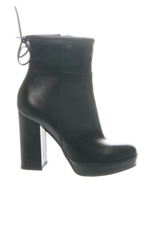 Damen Stiefeletten Alesya, Größe 36, Farbe Schwarz, Preis € 135,55