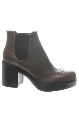 Damen Stiefeletten Alesya, Größe 37, Farbe Braun, Preis € 135,55