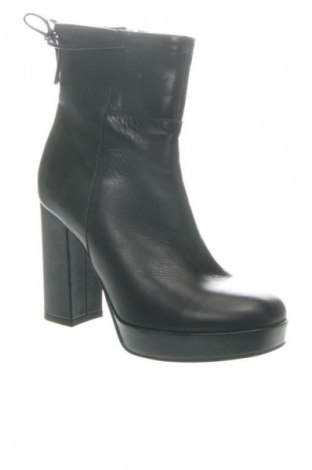 Damen Stiefeletten Alesya, Größe 39, Farbe Schwarz, Preis € 135,55