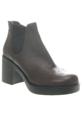 Damen Stiefeletten Alesya, Größe 38, Farbe Braun, Preis € 135,55