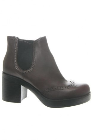 Botine de damă Alesya, Mărime 39, Culoare Maro, Preț 697,37 Lei
