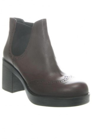 Botine de damă Alesya, Mărime 39, Culoare Maro, Preț 697,37 Lei