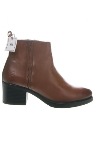 Γυναικεία μποτάκια Bagatt, Μέγεθος 42, Χρώμα Καφέ, Τιμή 164,99 €